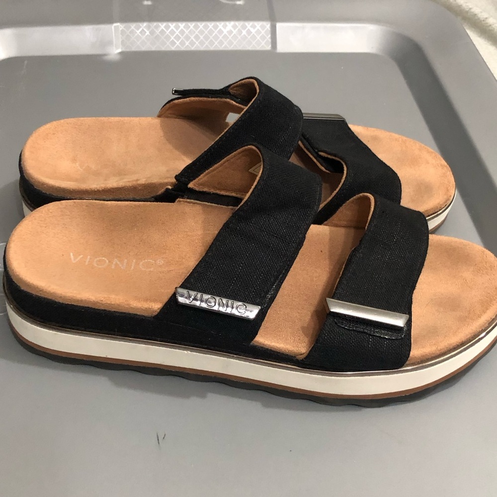 Vionic Brandie Black Slide Sandals. Size 9.5.